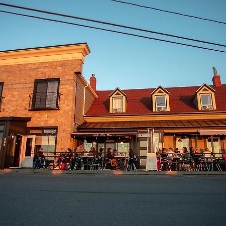 Hotel Le Littoral Bistro Gourmand Et Auberge Sainte Anne-des-Chênes Esterno foto