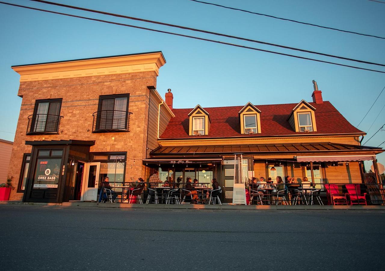 Hotel Le Littoral Bistro Gourmand Et Auberge Sainte Anne-des-Chênes Esterno foto